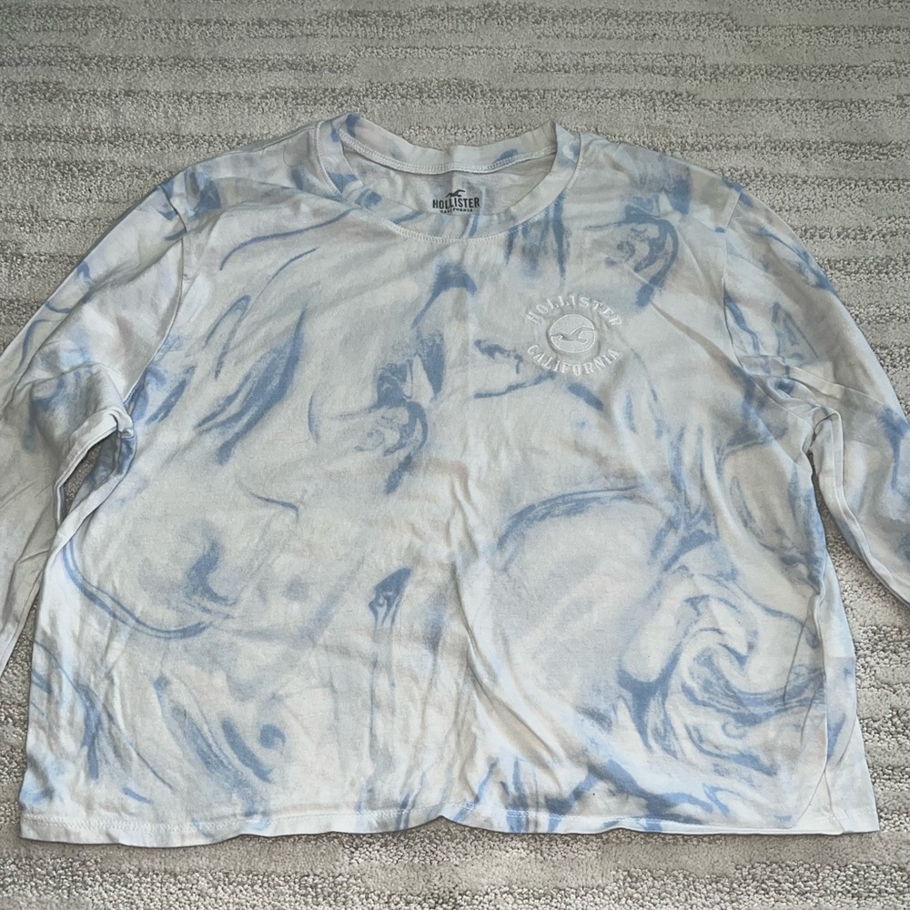 Long Sleeve Hollister Cropped Shirt💙